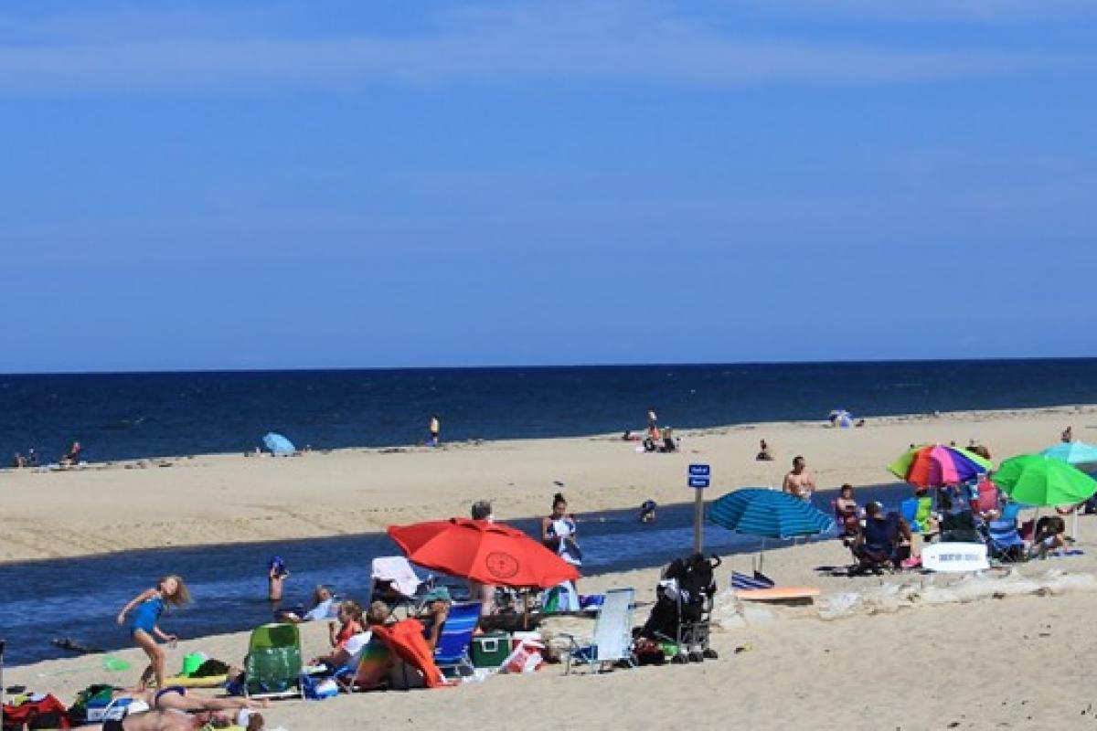 People at Head of the Meadow Beach 4